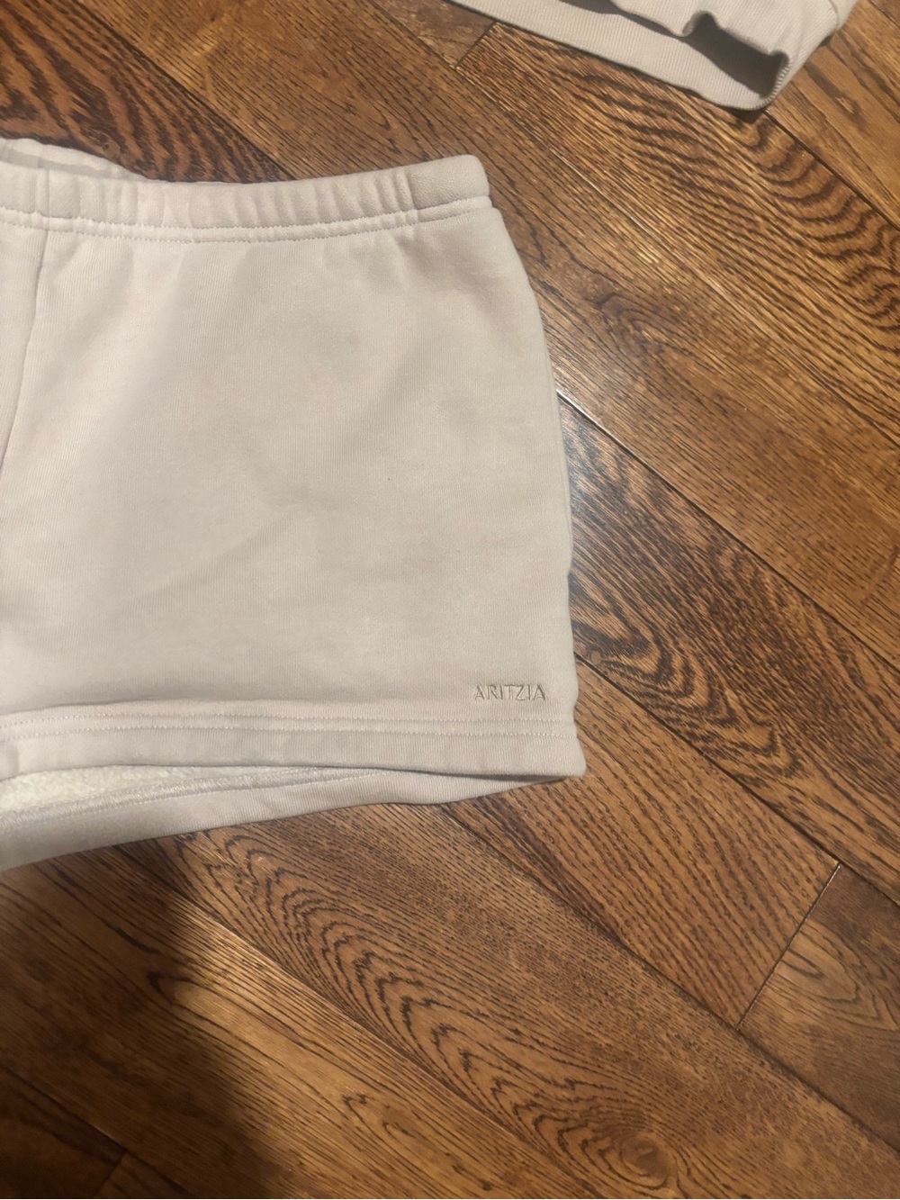 Aritzia womens Neutral Cream Hoodie & Shorts Set - Picture 2 of 5